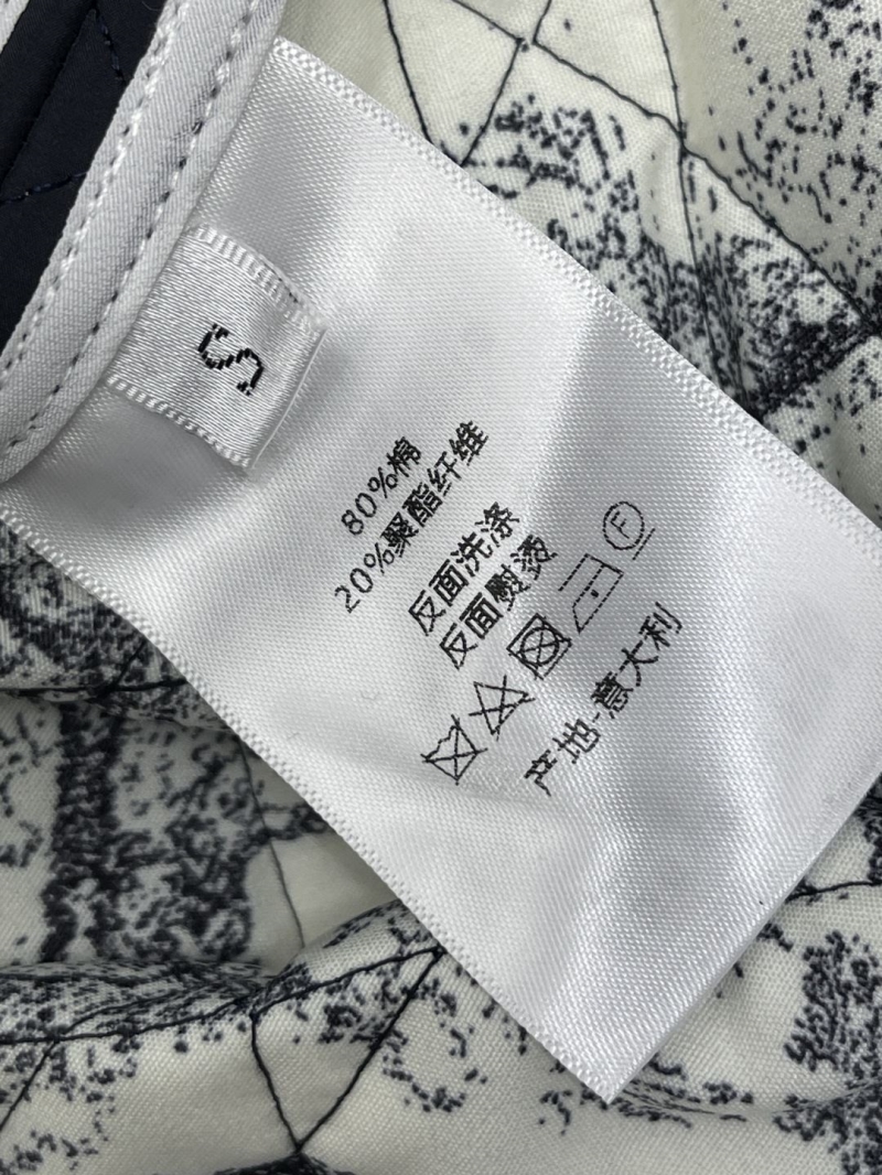 chr1st1an D10r outwear